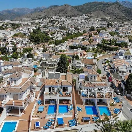 Paradise - Dos Ardillas * Nerja